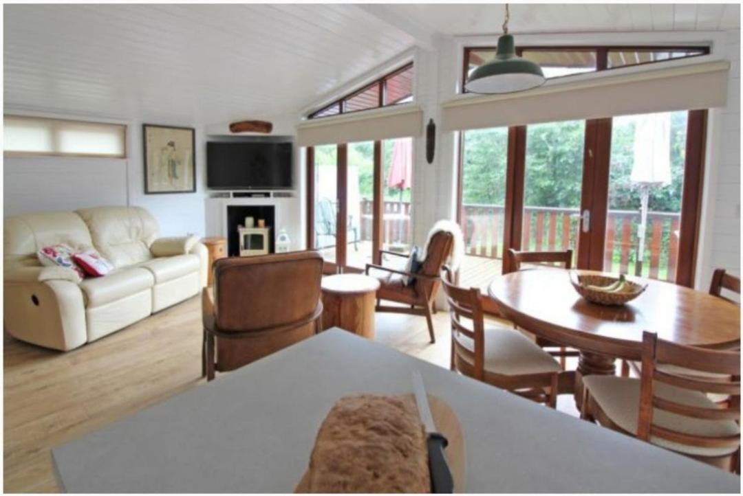 Astbury Falls Luxury Retreats Eardington 외부 사진
