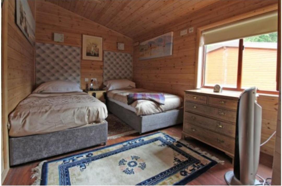 Astbury Falls Luxury Retreats Eardington 외부 사진